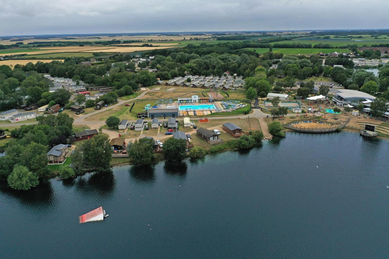 Tattershall Lakes Getaway Hotel Exterior photo